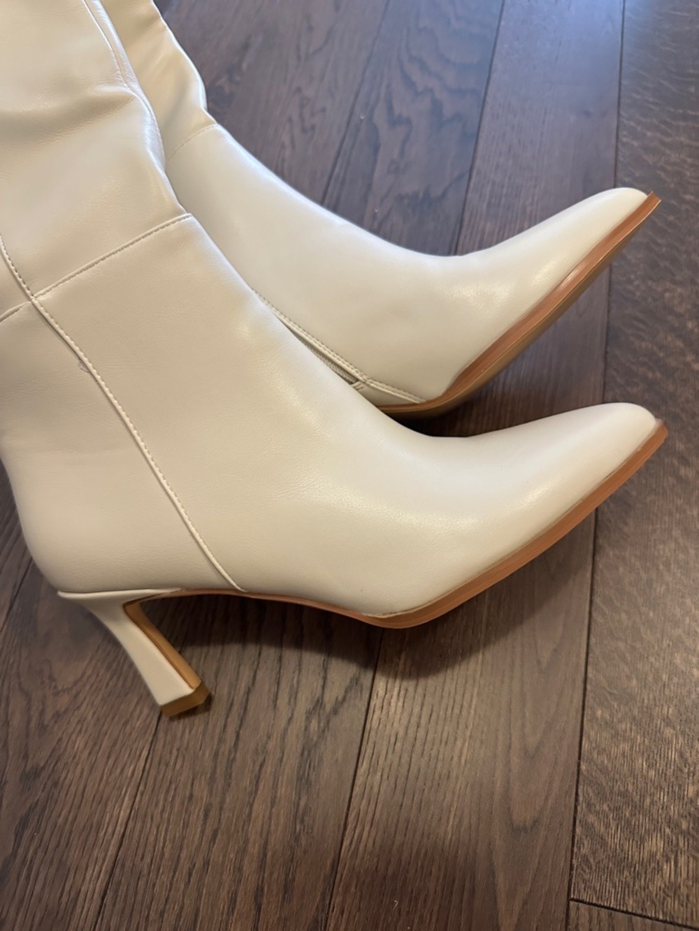 Knee High Pointed Toe Low Kitten Heel Cream Ecru Boots - Picture 4 of 9